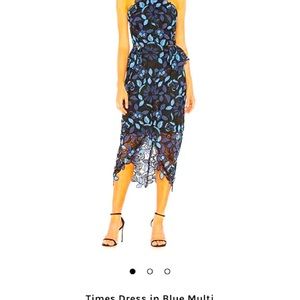 Elliatt - Time dress in blue multi size M
